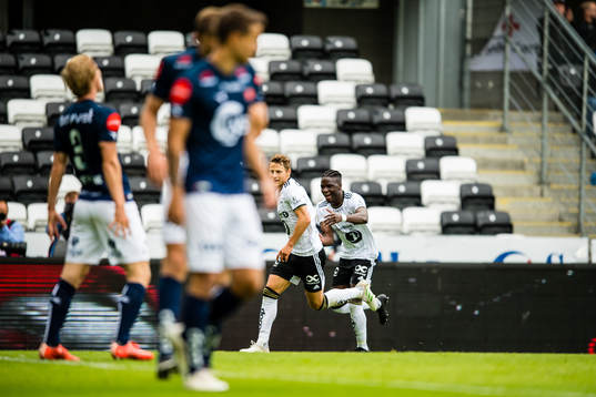 Vegar Eggen Hedenstad of Rosenborg celebrates