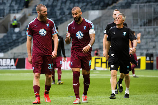 Malmö FFs Jo Inge Berget och Guillermo Molins deppar