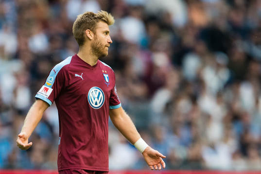 Malmö FFs Rasmus Bengtsson deppar
