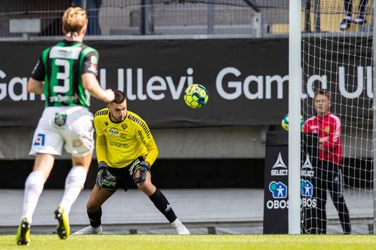 GAIS målvakt Marko Johansson släpper in 1-3