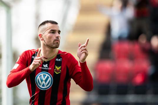 Östersunds Dino Islamovic jublar