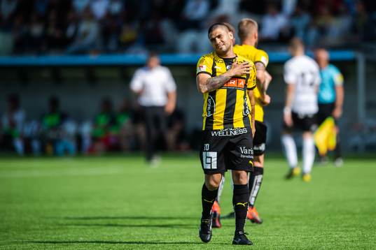 Häckens Paulinho jublar