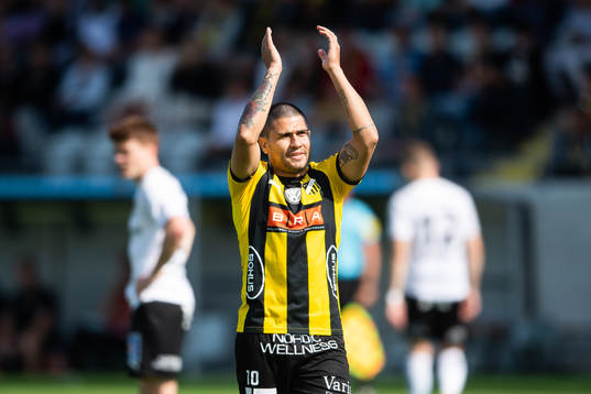 Häckens Paulinho jublar