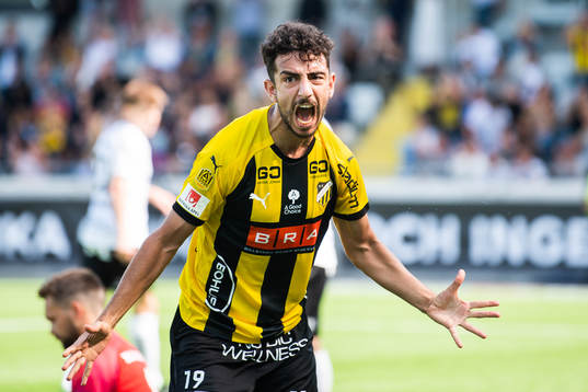 Häckens Daleho Irandust jublar