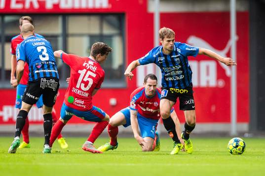 Sirius Sam Lundholm mot Helsingborgs Max Svensson och Johan