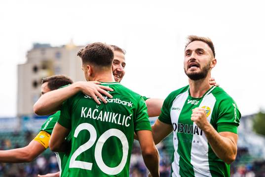 Hammarbys Muamer Tankovic jublar
