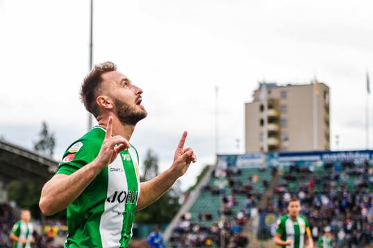 Hammarbys Muamer Tankovic jublar