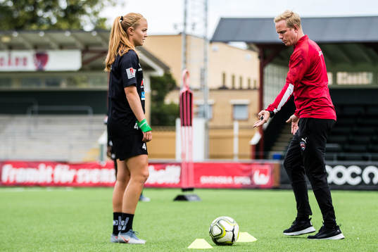 Rosengårds Glodis Perla Viggosdottir och tränare Jonas