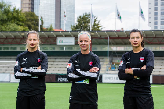 Rosengårds Nathalie Björn, Caroline Seger och målvakt