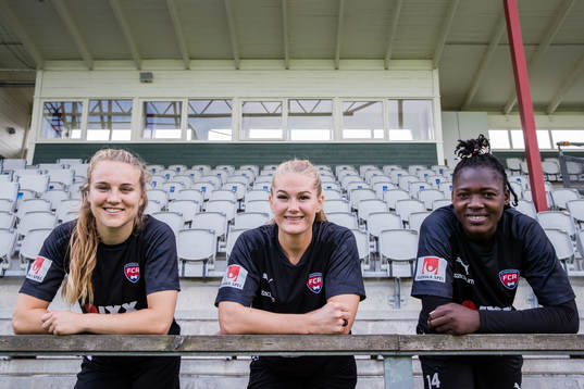 Rosengårds Lisa-Marie Utland, Fiona Brown och Anam Imo
