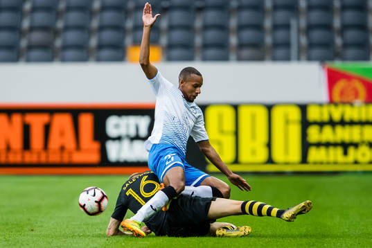 Anton Salétros of AIK and Furdjel Narsingh of