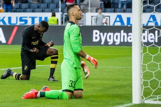 Henok Goitom of AIK celebrates