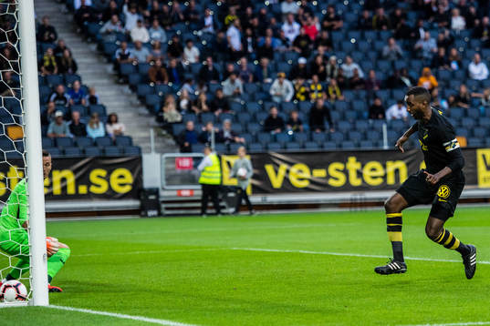 Henok Goitom of AIK scores 1-0
