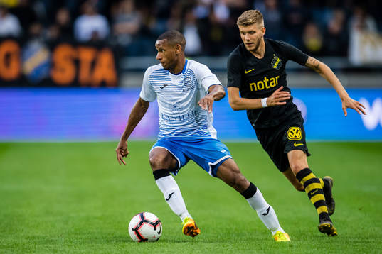 Furdjel Narsingh of Ararat-Armenia and Anton Salétros of