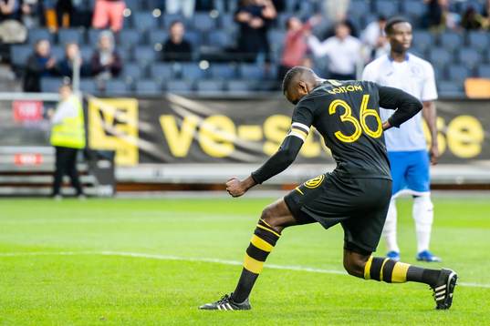 Henok Goitom of AIK celebrates