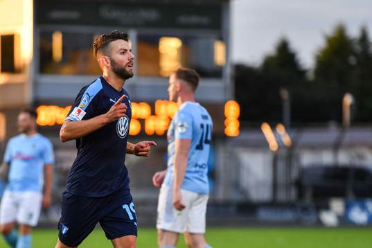 Erdal Rakip of Malmö FF celebrates