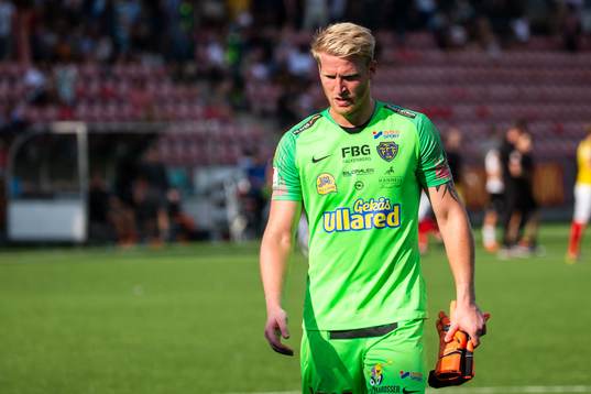 Falkenbergs depp Hampus Nilsson deppar