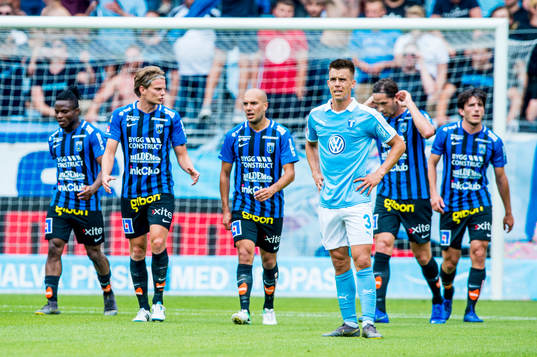 Malmö FFs Jonas Knudsen deppar