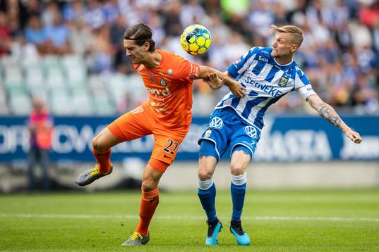 AFC Eskilstunas Adi Nalic och IFK Göteborgs Sebastian