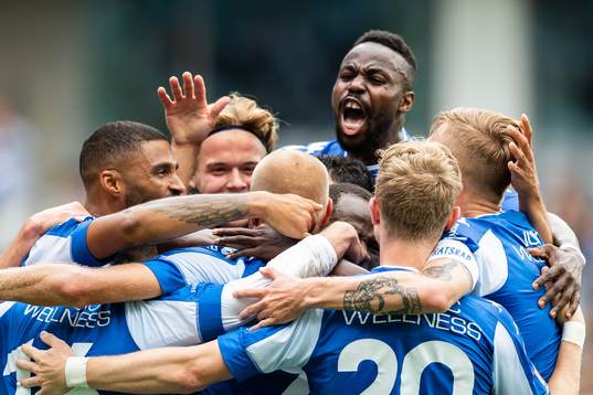 IFK Göteborgs Robin Söder jublar med lagkamrater
