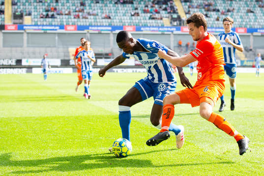 IFK Göteborgs Adil Titi och AFC Eskilstunas Jesper