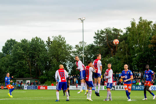 Sondre Brunstad Fet of Aalesund scores 2-2