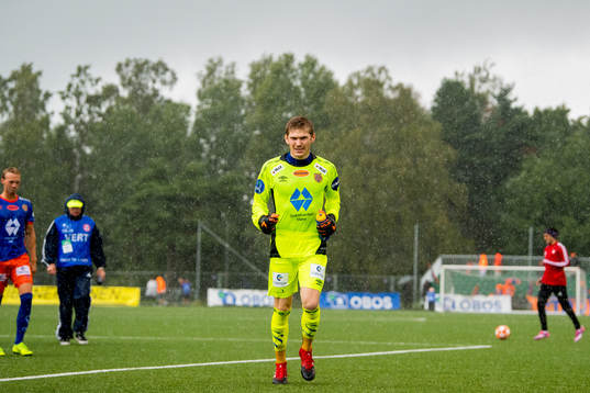 Goalkeeper Andreas Lie of Aalesund at half time
