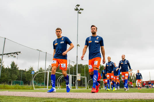 Daníel Grétarsson and Kaj Ramsteijn of Aalesund