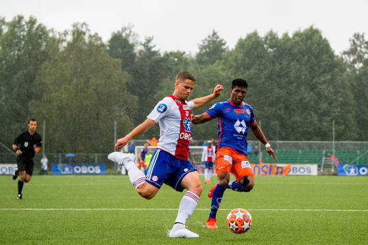 Tobias Collett of KFUM and Erikson Spinola Lima of Aalesund