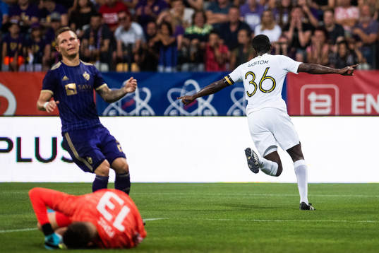 Henok Goitom of AIK celebrates