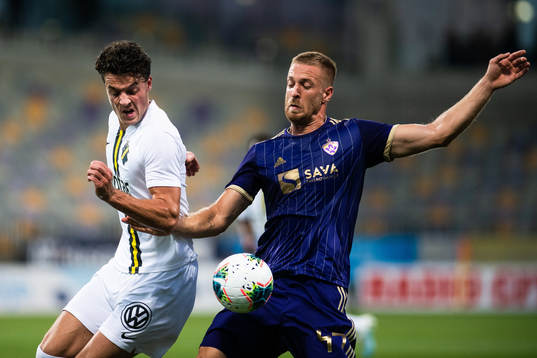 Daniel Granli of AIK and Andrej Kotnik of Maribor