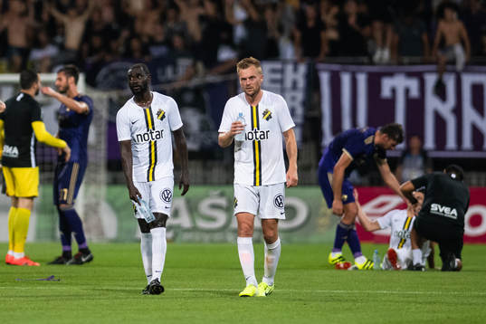 Enoch Kofi Adu and Sebastian Larsson of AIK looks dejected