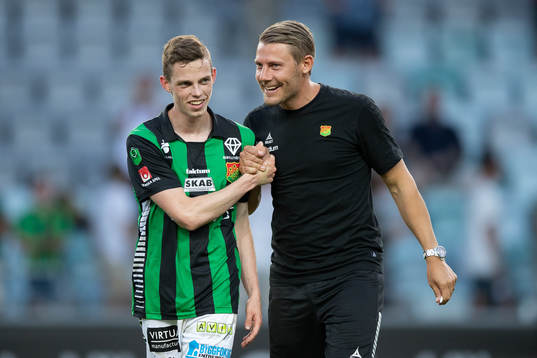 GAIS Aiden Connor Harvey och tränare Patrik Ingelsten