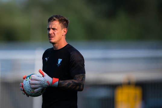 Goalkeeper Johan Dahlin of Malmö FF