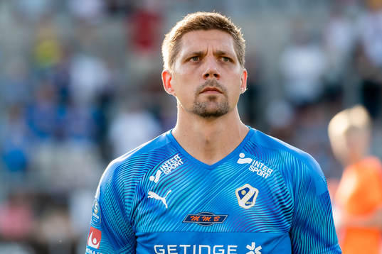 Halmstads Mikael Boman före fotbollsmatchen i Superettan