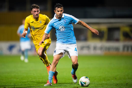 Behrang Safari of Malmö FF and Matej Podlogar of Domzale