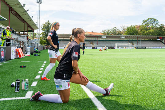 Rosengårds Hailie Mace och Lisa-Marie Utland