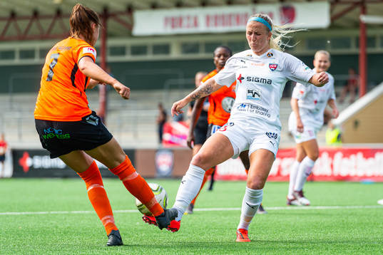 Kungsbackas Ida Pettersson och Rosengårds Hailie Mace