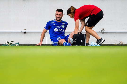 Sundsvalls Carlos Gracia får behandling