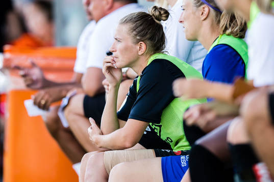 Göteborgs Emma Berglund på bänken