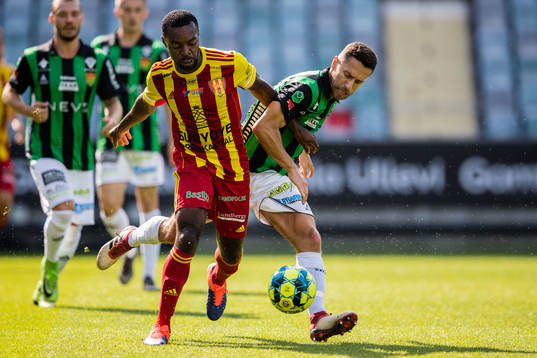 Syrianskas Success Chimankpa Nwosu och GAIS Predrag