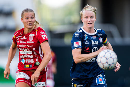 Piteås Nina Jakobsson och Linköpings Nilla Fischer