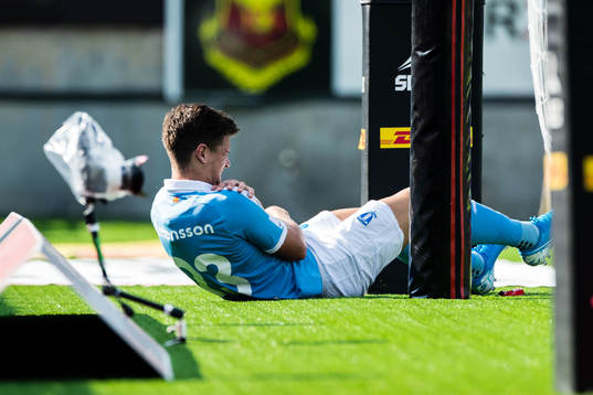 Malmö FFs Marcus Antonsson har ont