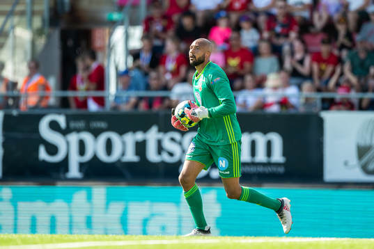Östersunds målvakt Aly Keita