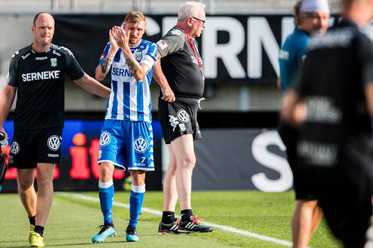 IFK Göteborgs Sebastian Eriksson tvingas till ett byte