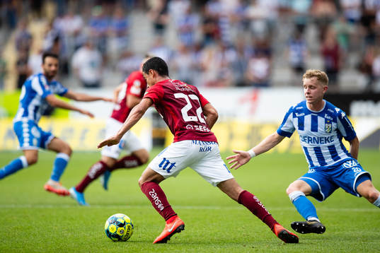 IFK Norrköpings Ian Smith mot IFK Göteborgs Victor
