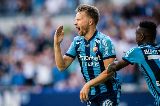 Djurgårdens Jacob Une Larsson jublar