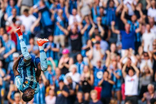 Djurgårdens Edward Chilufya jublar