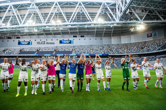 Eskilstunas spelare jublar