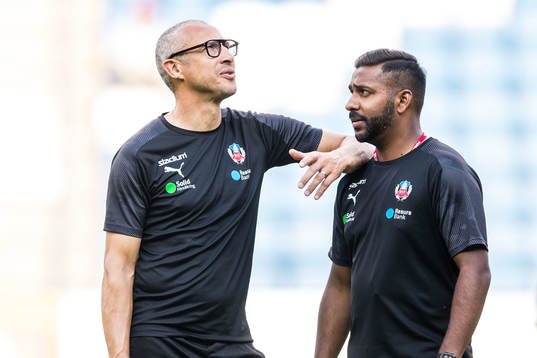Helsingborgs tränare Henrik Larsson och assisterande